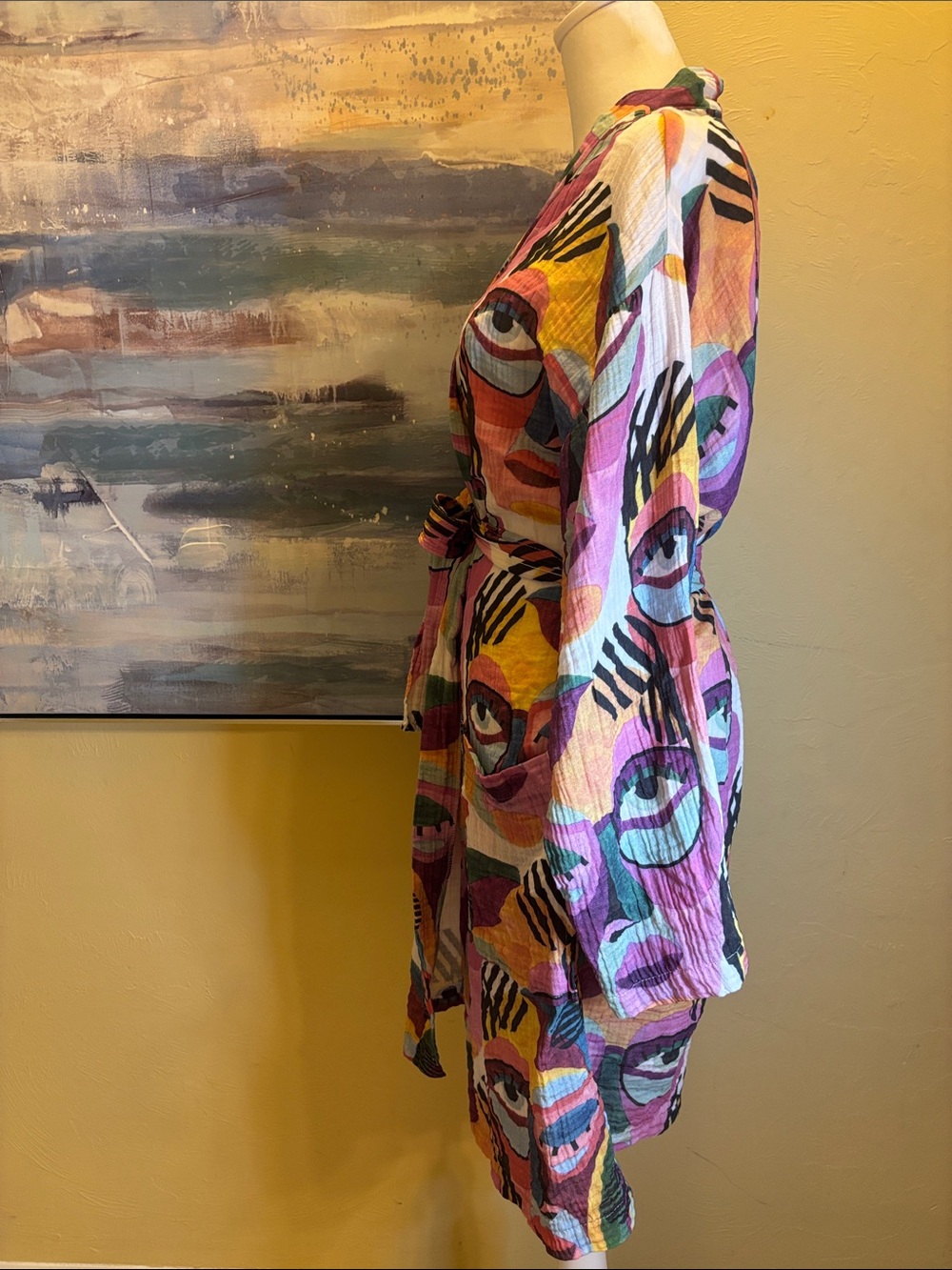 Abstract Face Print Belted Robe - Picture 2 of 6